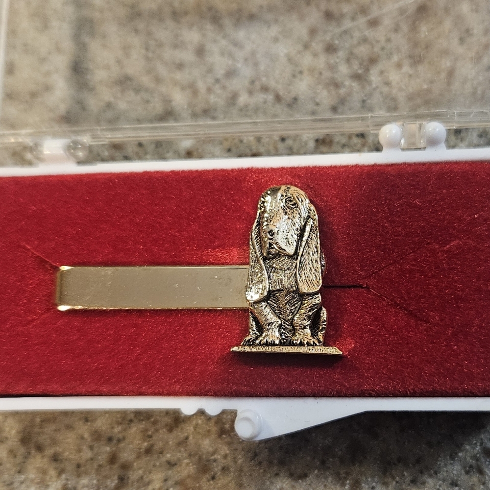 Gold Color Hush Puppy Character Tie Clip